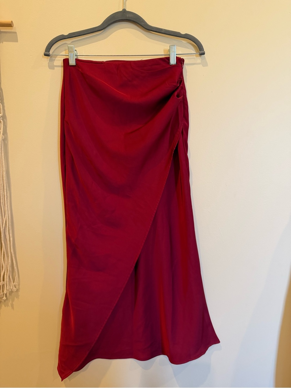 Women’s burgundy Midi Skirt